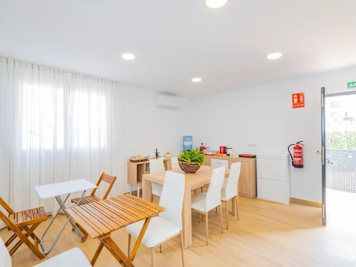 Guest house Cubo'S Hostal William'S Sunny 3 With Breakfast Torre de Benagalbon