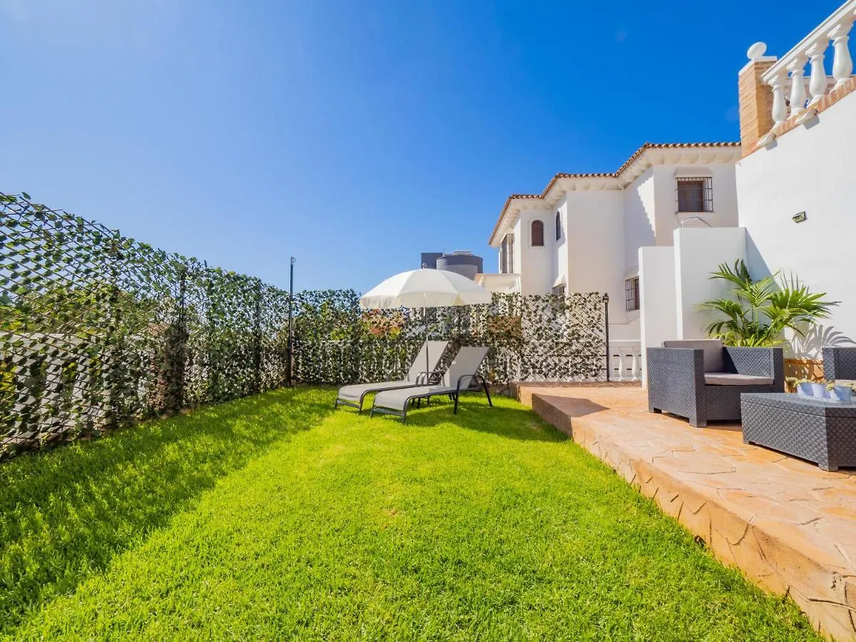 Cubo'S Hostal William'S Sunny 3 With Breakfast Torre de Benagalbon Guest house