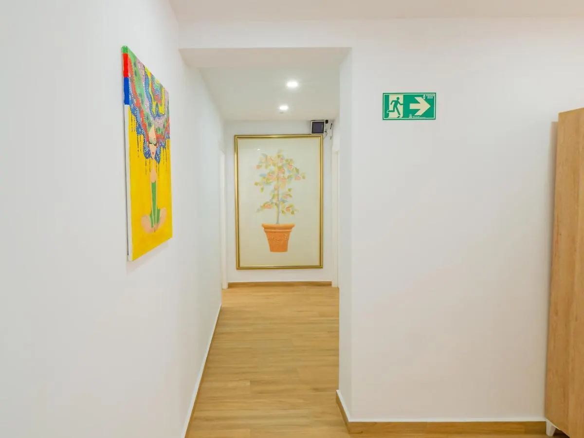 Gasthuis Cubo'S Hostal William'S Sunny 3 With Breakfast Torre de Benagalbon