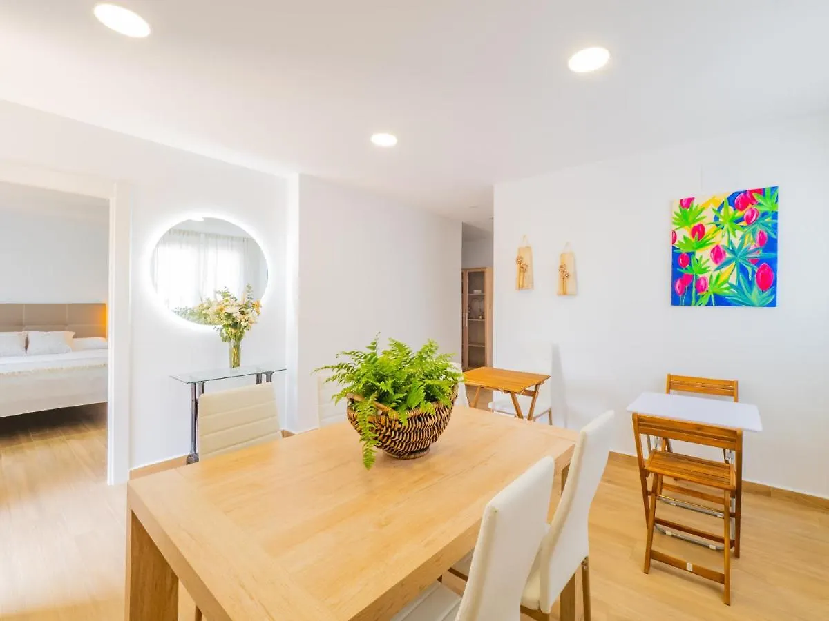 Cubo'S Hostal William'S Sunny 3 With Breakfast Torre de Benagalbon