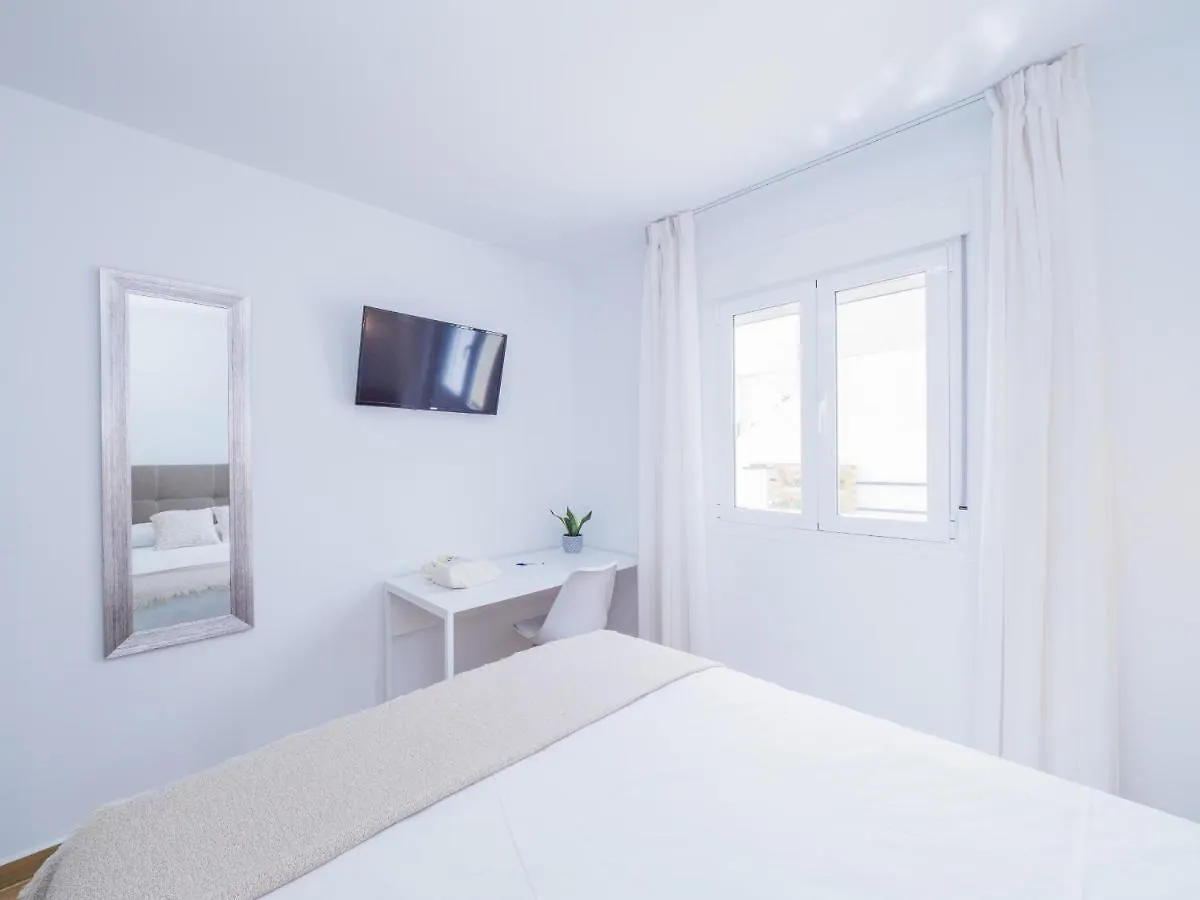 Cubo'S Hostal William'S Sunny 3 With Breakfast Torre de Benagalbon Gasthuis